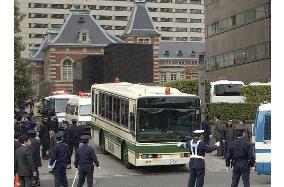 (3)Asahara found guilty on all charges, sentenced to death