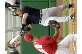 (1)Yankees' Matsui in U.S. and Japan