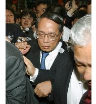 (1)LDP's Hirasawa criticized over trip for N. Korea talks