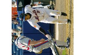 (2)Mets' Matsui shines in game against Expos