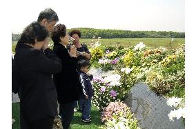 (2)Memorial marking 10th anniv. of Taiwan plane crash held