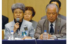 Yokotas dissatisfied with outcome of Koizumi-Kim talks