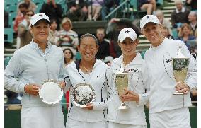 Sugiyama, Huber beaten in doubles final in Wimbledon