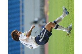 (1)Japan thrash Thailand to make Asian Cup quarterfinals