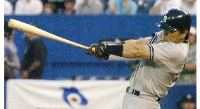 Yankees' Matsui goes 2-for-3 against Blue Jays