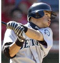 (1)Ichiro marks 3rd 50-hit month in major leagues
