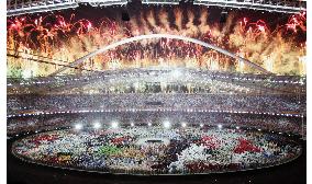 (9)Biggest Olympic Games open in Athens amid tight security