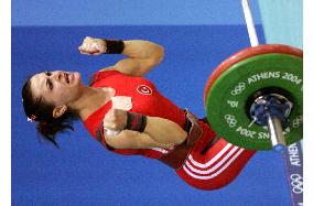 Turkey's Nurcan Taylan wins 48-kg weightlifting