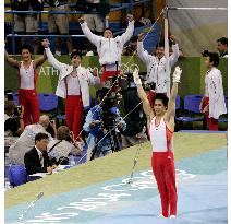 (1)Japanese men claim 1st gymnastics team gold in 28 yrs