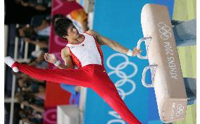 (4)Japanese men claim 1st gymnastics team gold in 28 yrs