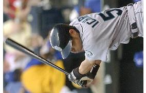 Mariners' Ichiro goes 4-for-4 with 5 RBIs against Royals