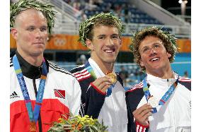 (2)Phelps wins men's 200m individual medley
