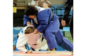 (2)Tsukada cruises into semifinals at Athens judo