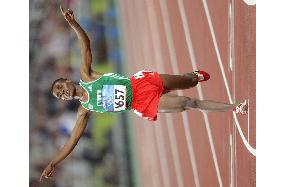 Ethiopia's Bekele wins men's 10,000m in Olympic record