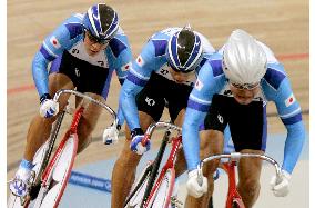 (2)Japanese trio wins silver in men's team sprint at Olympics