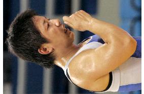 (4)Japanese into finals, Hamaguchi falls in wrestling