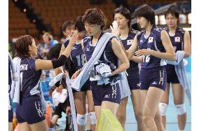 (3)Japan volleyball run ends in Athens quarterfinals