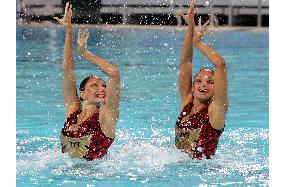 Russian pair remains top in Olympic synchronized swimming
