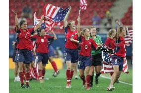 U.S. team wins gold in women's Olympic soccer