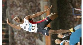 (1)Phillips wins gold in men's long jump in Olympics