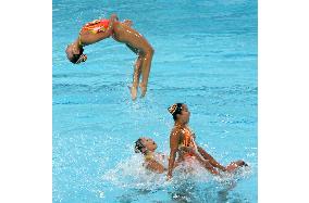 (2) Japan takes silver in team synchro swimming