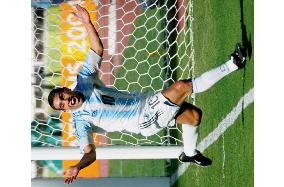 (2)Argentina vs Paraguay in men's Olympic soccer final