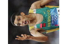 (2)Morocco's El Guerrouj wins gold in men's 5,000 meters