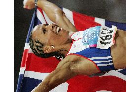 (2)Britain's Holmes wins gold in women's 1,500 meters