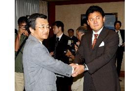 Rakuten's Mikitani talks with Miyagi Gov. Asano