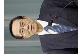 Hosoda remains as chief cabinet secretary