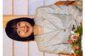 (1)Princess Nori to marry Tokyo gov't official Kuroda