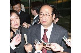 Chinese official takes issue with Koizumi's Yasukuni visits