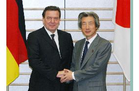 (1)Schroeder meets with Koizumi