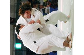 (1)Tsukada wins 1st over 78-kg title at Fukuoka Int'l judo meet