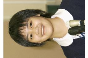 Orphaned Thai girl given 1-yr temporary resident status in Japan