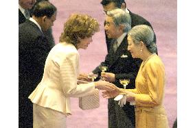 (1)Emperor meets diplomats on 71st birthday