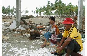 (1)Scenes after Dec. 26 quake-tsunami disaster