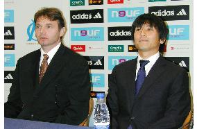 Koji Nakata reunited with Troussier