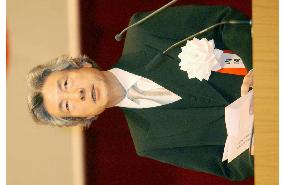 (1)Koizumi tells defense grads of need to boost response to new threats