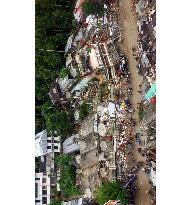 (3)Scenes from Indonesia's Nias and Simeuleu islands after quake