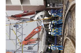 (3)Train cars demolished at accident site in Hyogo Pref.