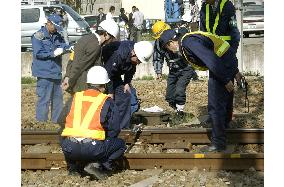 (9)At least 10 still inside derailed train's 1st car