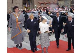 (2)Japanese emperor, empress visit Trondheim