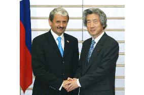 Japan, Slovakia agree to cooperate over Iraq reconstruction
