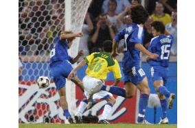 (7)Japan bow out of Confeds after holding Brazil