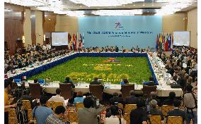 ASEM finance ministers hold talks on growth amid oil price hike