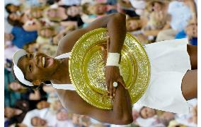 Williams becomes Wimbledon champion for 3rd time