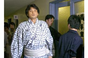 JSA reprimands sumo elder Takanohana