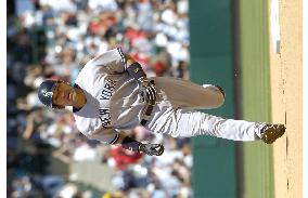 Matsui homer helps Yankees end losing skid
