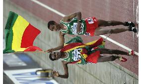 Bekele wins 10,000 meters at world athletics championships
